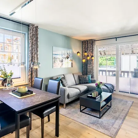 Designer Ferienwohnung Fuer 2 Personen Im Herzen Von West